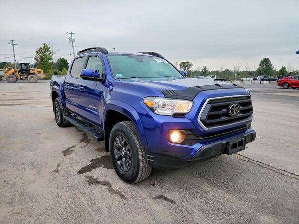 2022 TOYOTA TACOMA — Passenger 3/4
