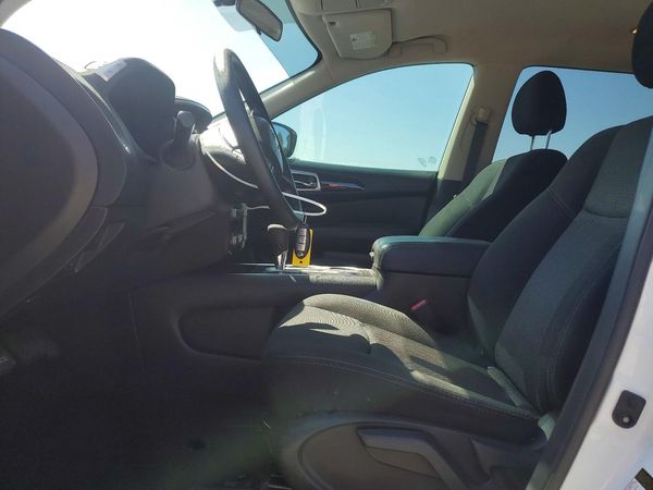 2019 NISSAN PATHFINDER — DENT