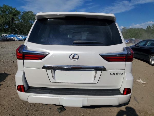 2018 LEXUS LX — DIRR