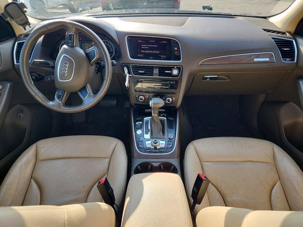 2014 AUDI Q5 Premium Plus — CKPT