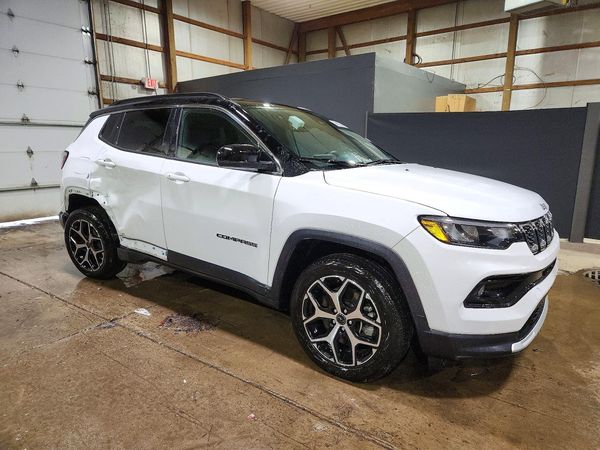 2025 JEEP COMPASS Limited — Passenger 3/4