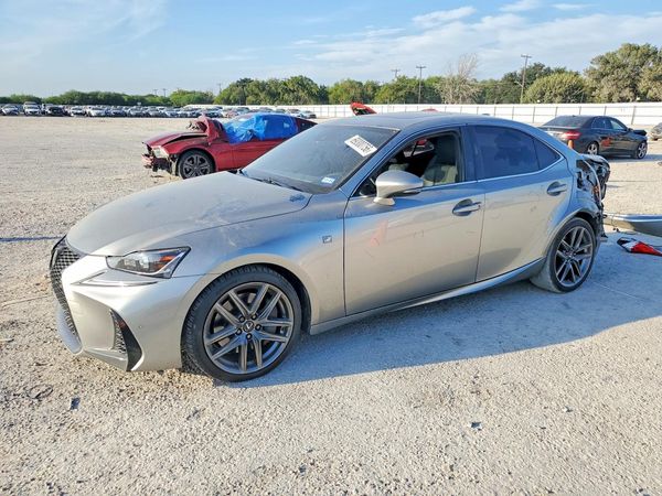 2019 LEXUS IS — Front 3/4