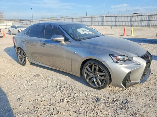 2019 LEXUS IS — Passenger 3/4
