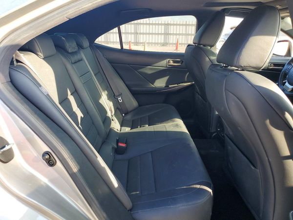 2019 LEXUS IS — PSRS