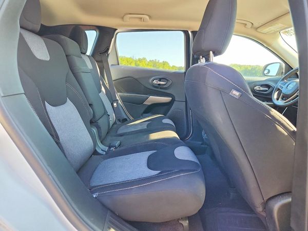 2018 JEEP CHEROKEE