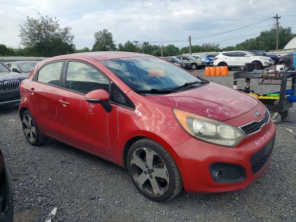2013 KIA RIO 5-DOOR — Passenger 3/4
