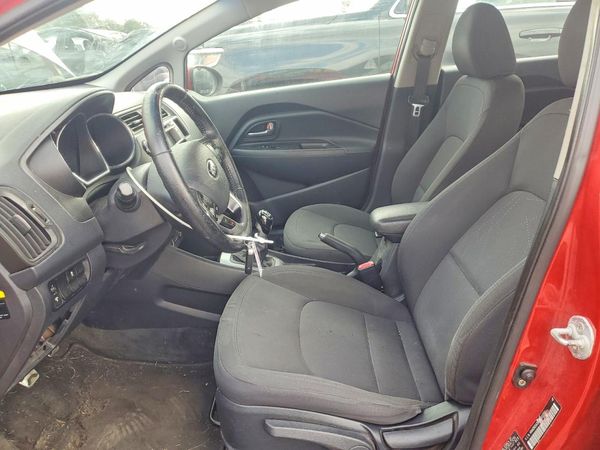 2013 KIA RIO 5-DOOR — DENT
