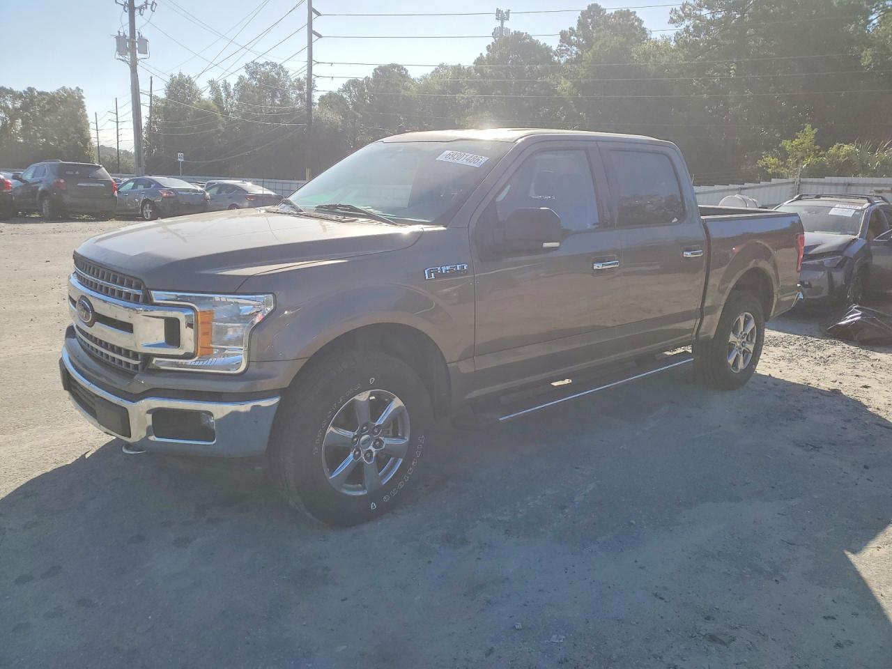 2020 FORD F150 — Front 3/4