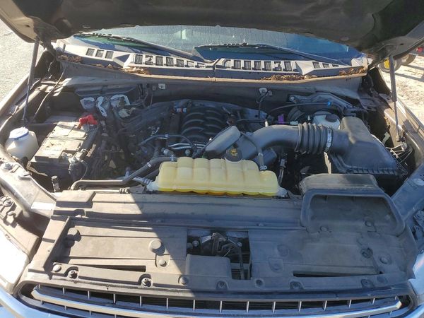 2020 FORD F150 — Engine bay