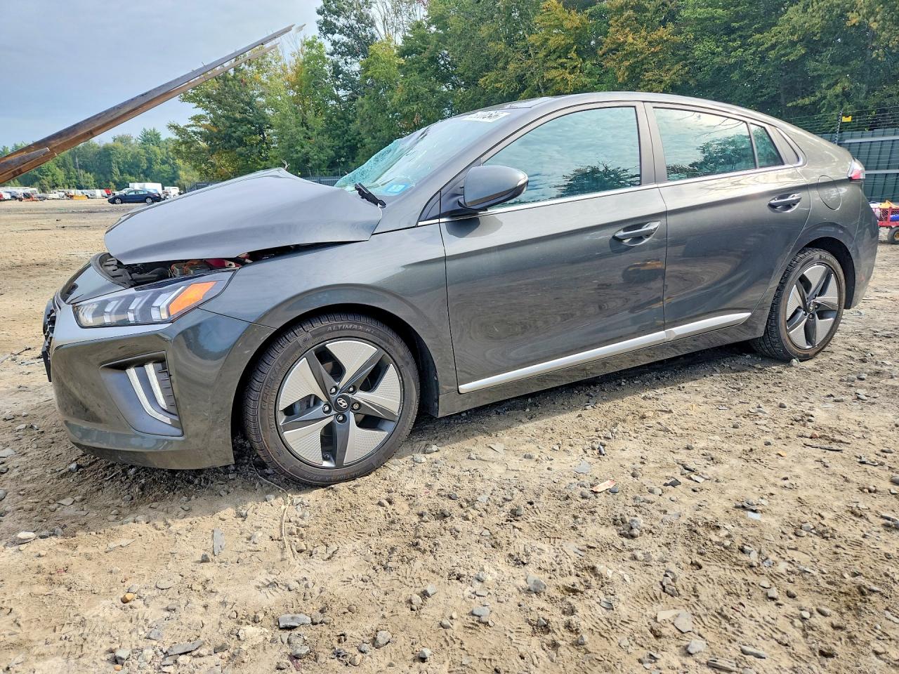 2021 HYUNDAI IONIQ — Front 3/4