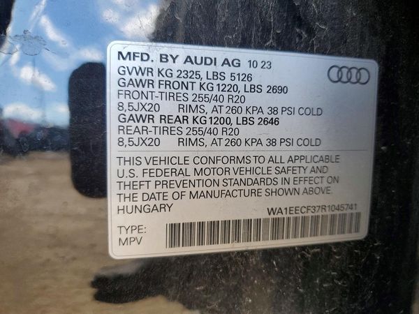 2024 AUDI Q3 — VINS