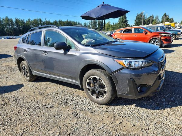 2023 SUBARU CROSSTREK Premium — Passenger 3/4