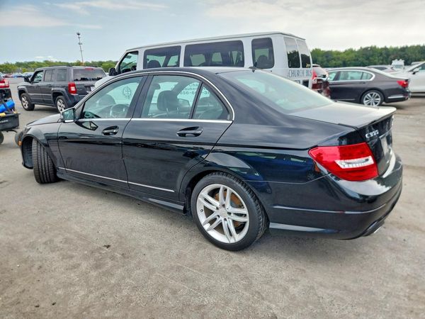 2013 MERCEDES-BENZ C C300