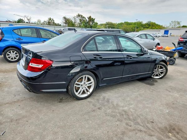 2013 MERCEDES-BENZ C C300