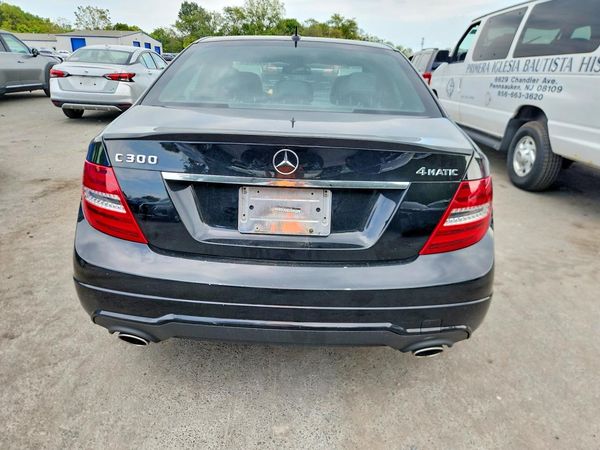 2013 MERCEDES-BENZ C C300