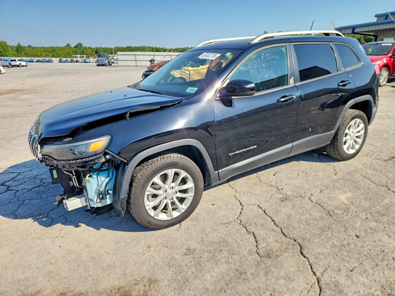 2021 JEEP CHEROKEE — Front 3/4