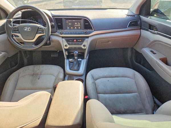 2017 HYUNDAI ELANTRA