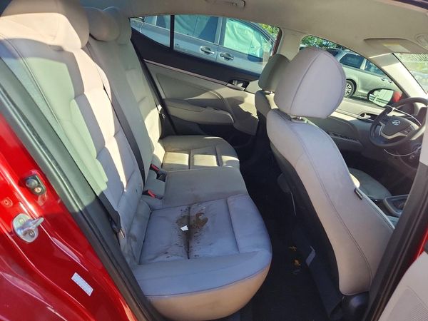2017 HYUNDAI ELANTRA