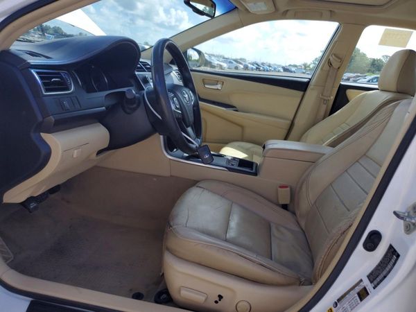 2015 TOYOTA CAMRY Hybrid — DENT