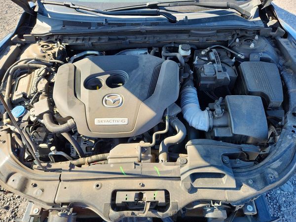 2019 MAZDA 6 — Engine bay