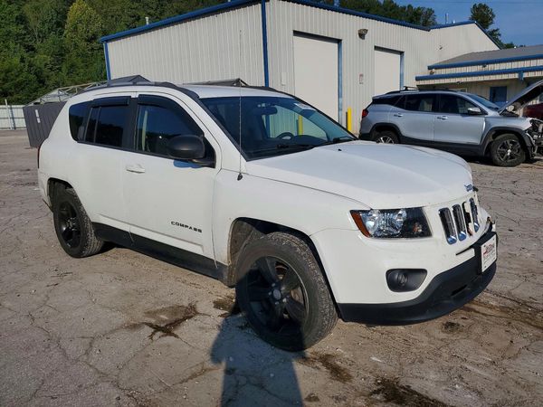 2015 JEEP COMPASS — Passenger 3/4