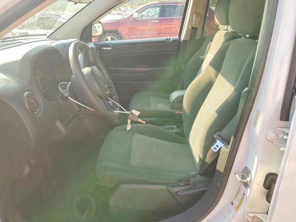 2015 JEEP COMPASS — DENT