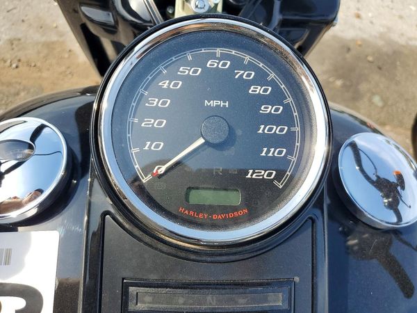 2025 HARLEY-DAVIDSON FL