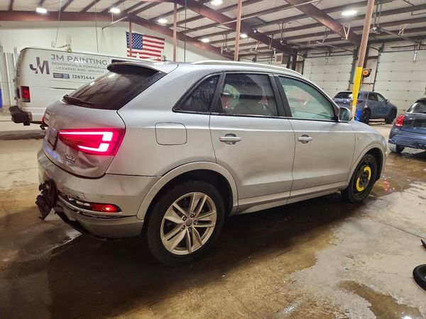 2018 AUDI Q3
