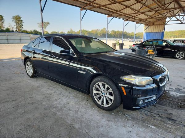 2016 BMW 528 — Passenger 3/4