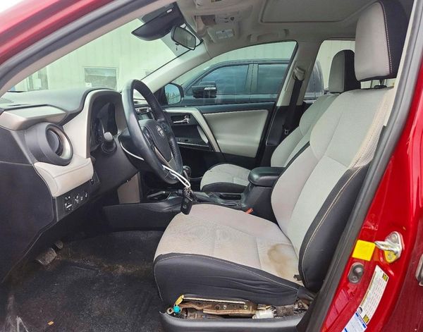 2018 TOYOTA RAV4 — DENT