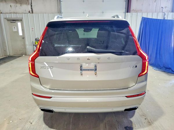 2017 VOLVO XC90 Momentum — DIRR