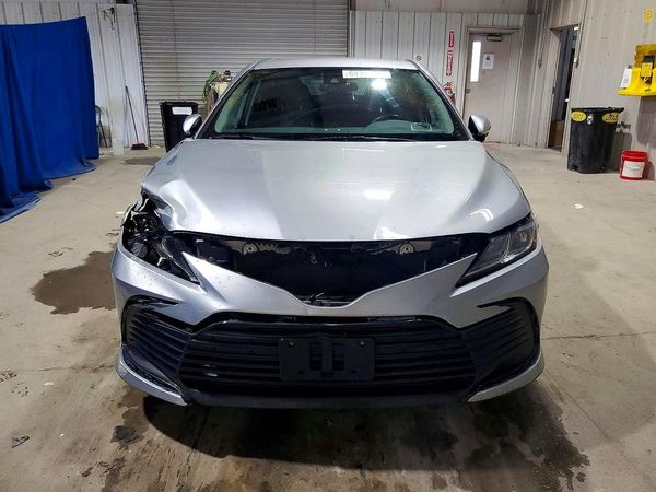 2021 TOYOTA CAMRY LE — DIRF