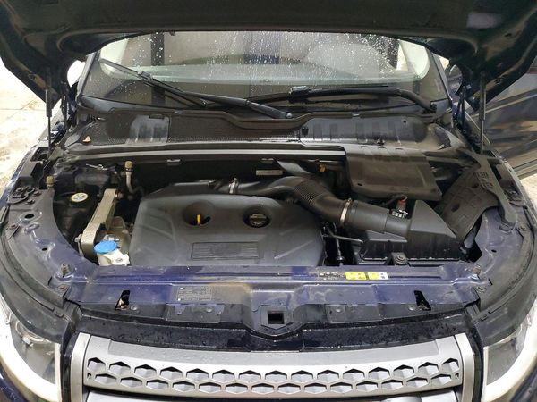 2016 LAND ROVER RANGEROVER SE