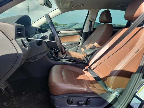 2020 VOLKSWAGEN PASSAT — DENT