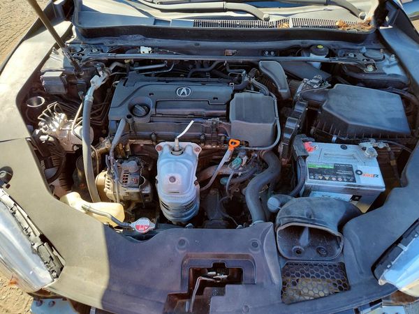 2018 ACURA TLX TECH — Engine bay