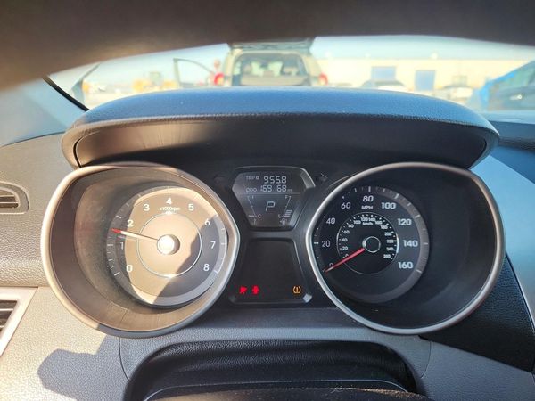2013 HYUNDAI ELANTRA — ODOM