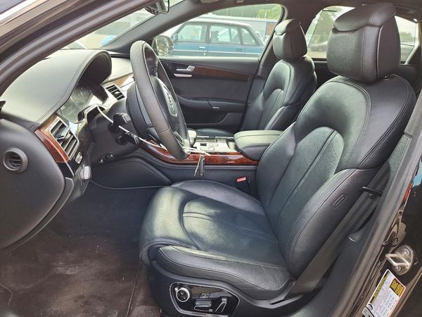 2014 AUDI A8 L — DENT