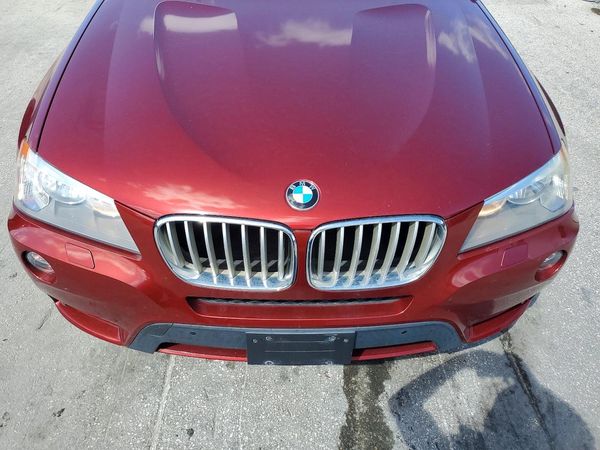 2014 BMW X3 — Engine bay