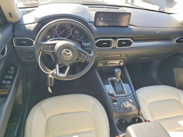 2022 MAZDA CX-5 — CKPT