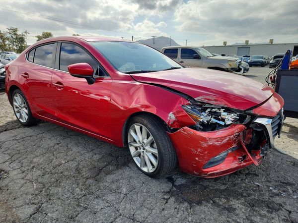 2017 MAZDA 3 — Passenger 3/4