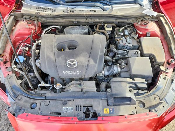 2017 MAZDA 3 — Engine bay