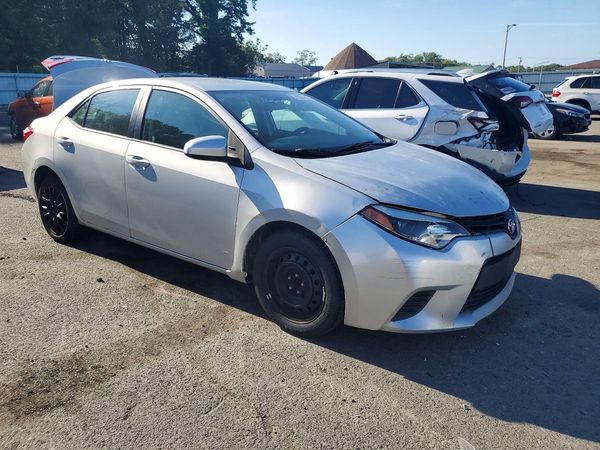 2014 TOYOTA COROLLA L/LE — Passenger 3/4