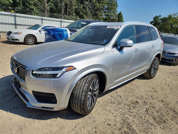 2022 VOLVO XC90 Momentum (excl S60) — Front 3/4