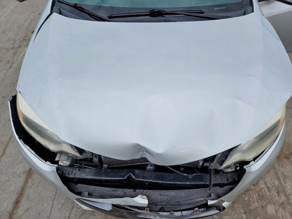 2016 TOYOTA COROLLA — Engine bay