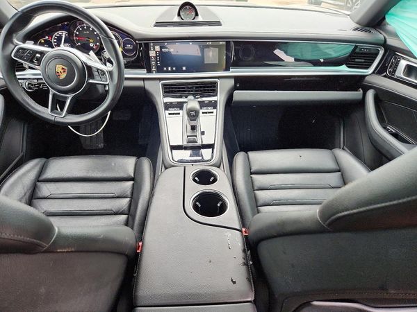 2018 PORSCHE PANAMERA — CKPT