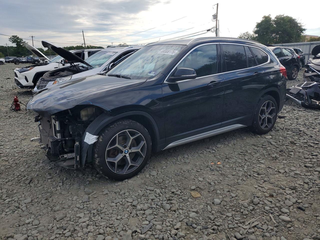 2019 BMW X1 — Front 3/4