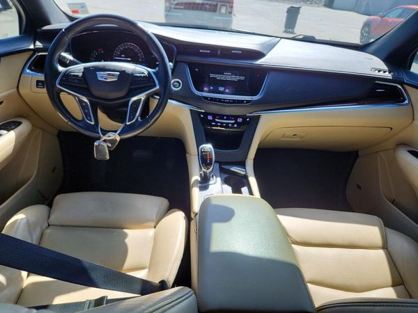 2017 CADILLAC XT5 — CKPT