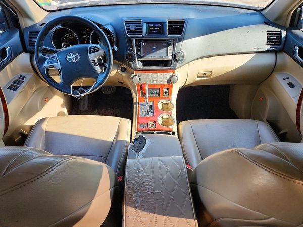 2013 TOYOTA HIGHLANDER Base/Hybrid — CKPT