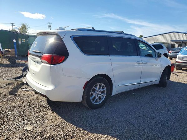 2020 CHRYSLER PACIFICA Touring L — PSRA