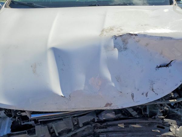 2020 CHRYSLER PACIFICA Touring L — Engine bay